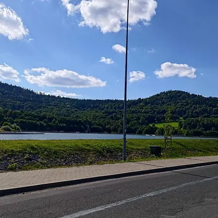 Ski&bike Czarna Gora, شقة سيينا